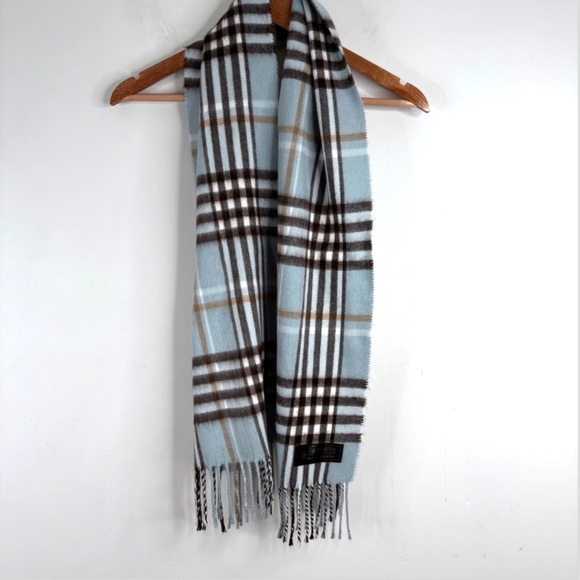 100% Cashmere Pashmina Blue Plaid Shawl Scarf Wrap 54x24 Made in Italy Fall Chic - Picture 1 of 4